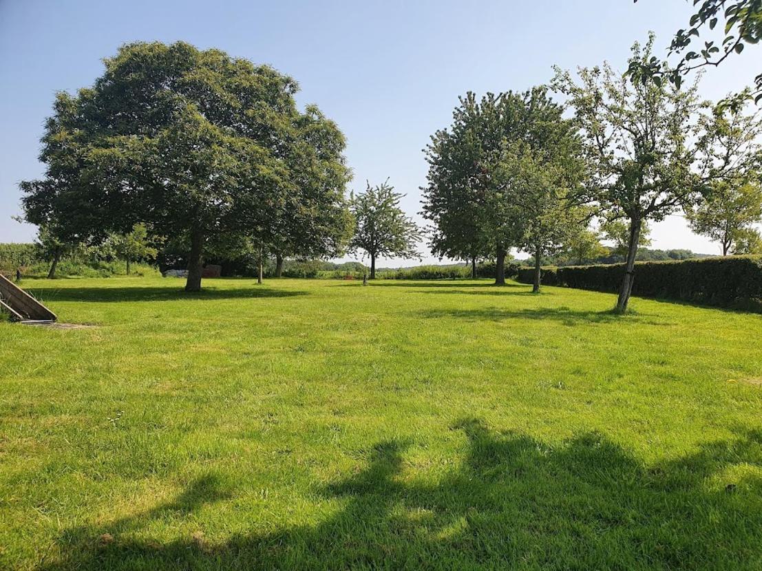 Hoeve Cobelli Noorbeek Exterior foto